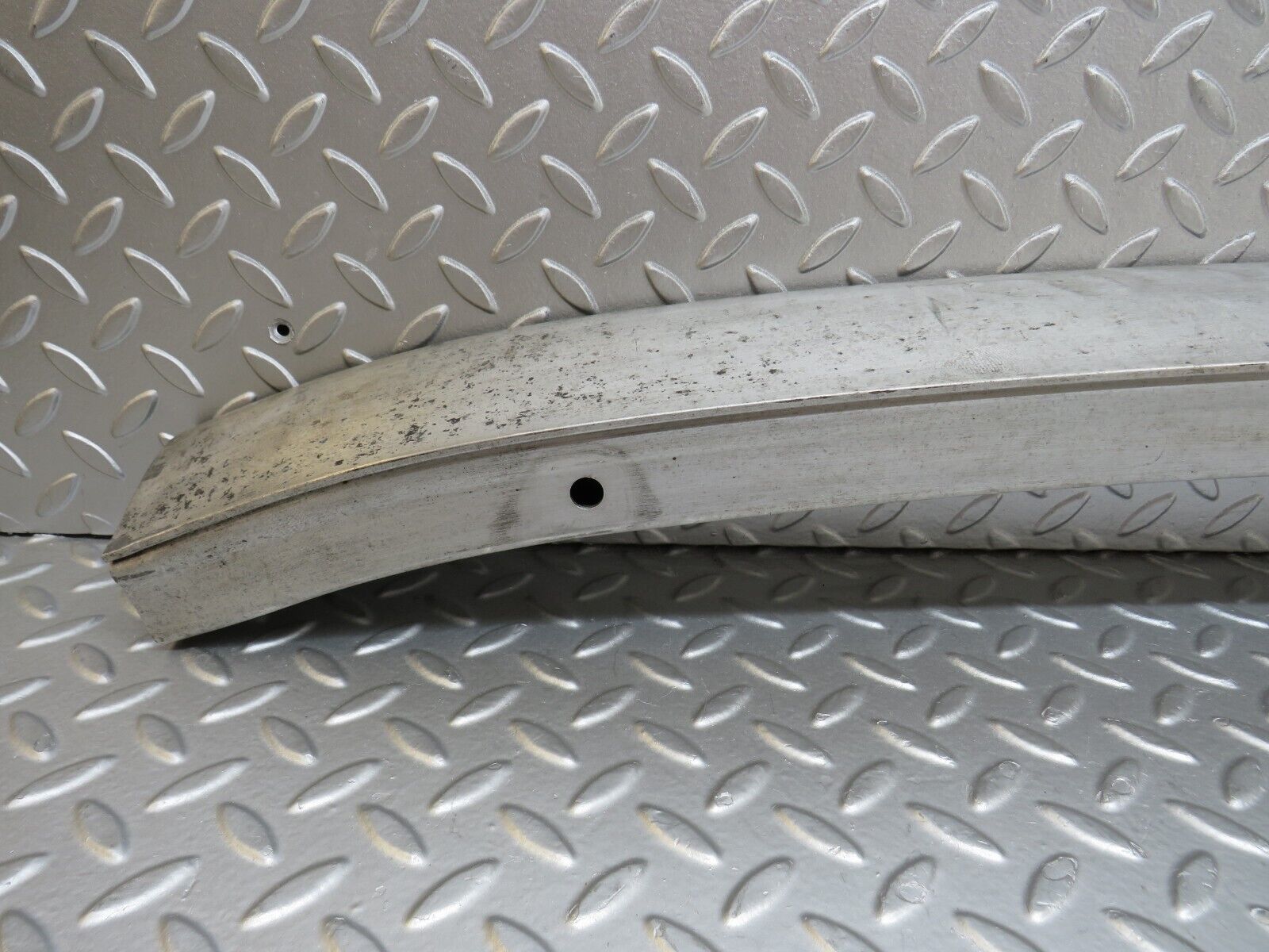 35254 Mercedes-Benz W221 Rear Bumper Reinforcement Crash Bar 2216100020