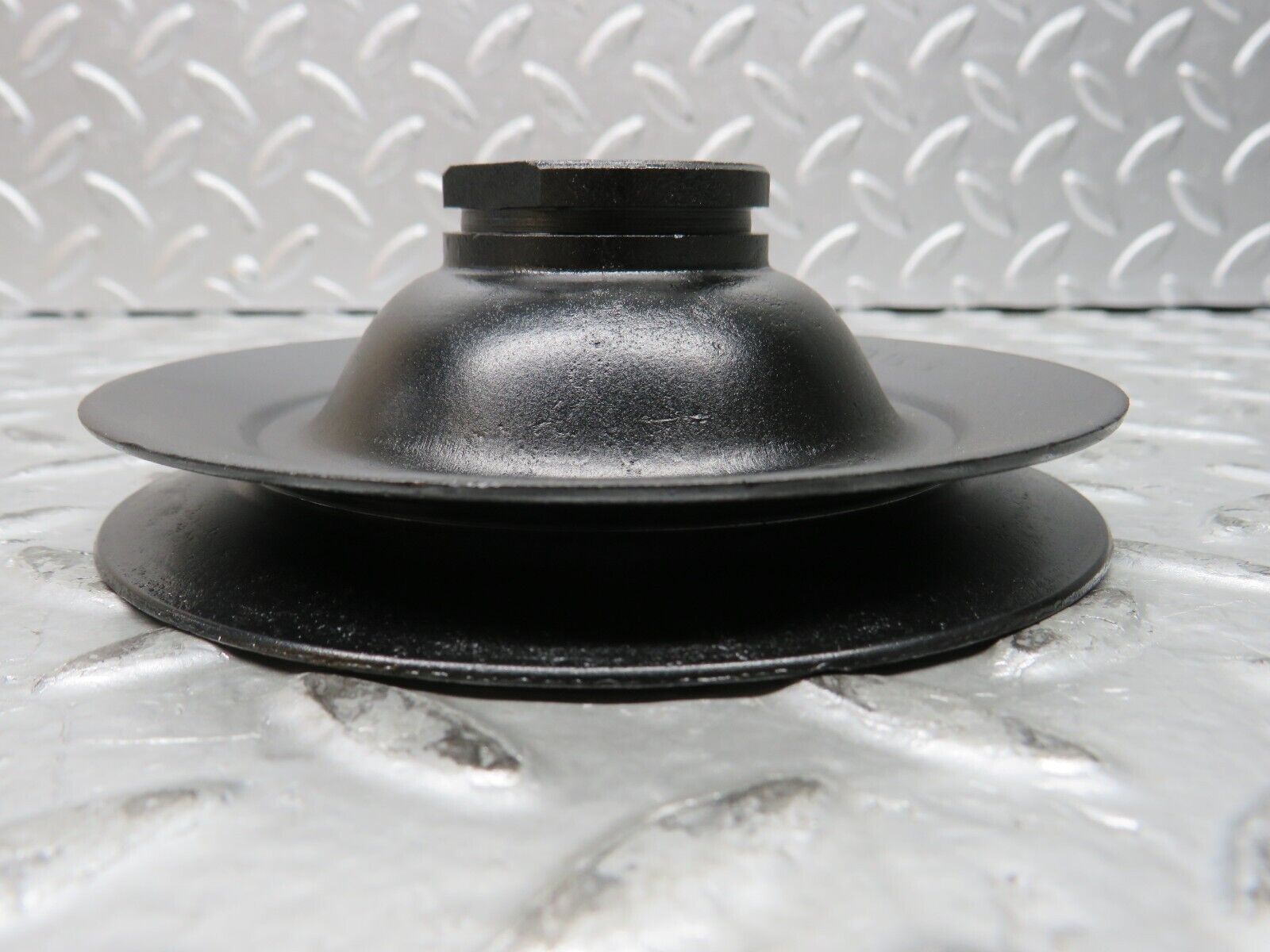 28760 Mercedes-Benz W123 230E Power Steering Pump Pulley 1022300015