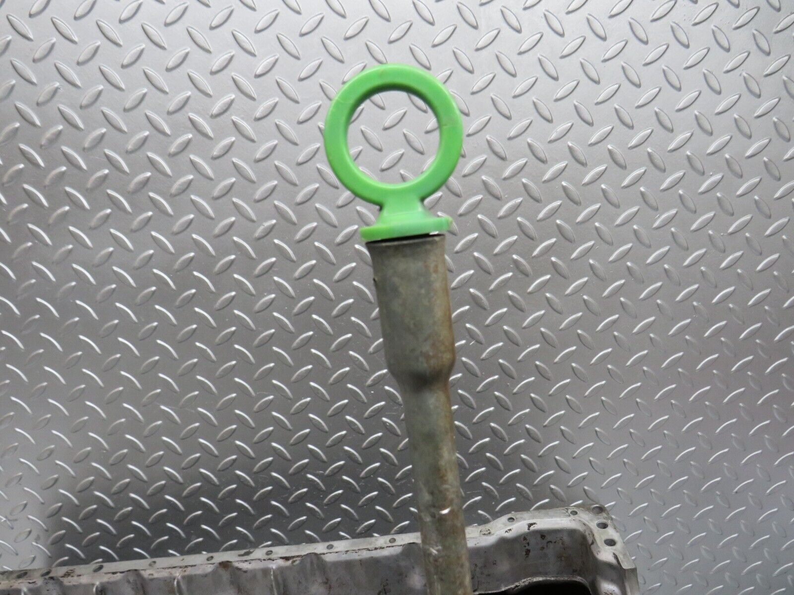 28172 Mercedes-Benz W123 280E Oil Pan Oil Sump 1100140702