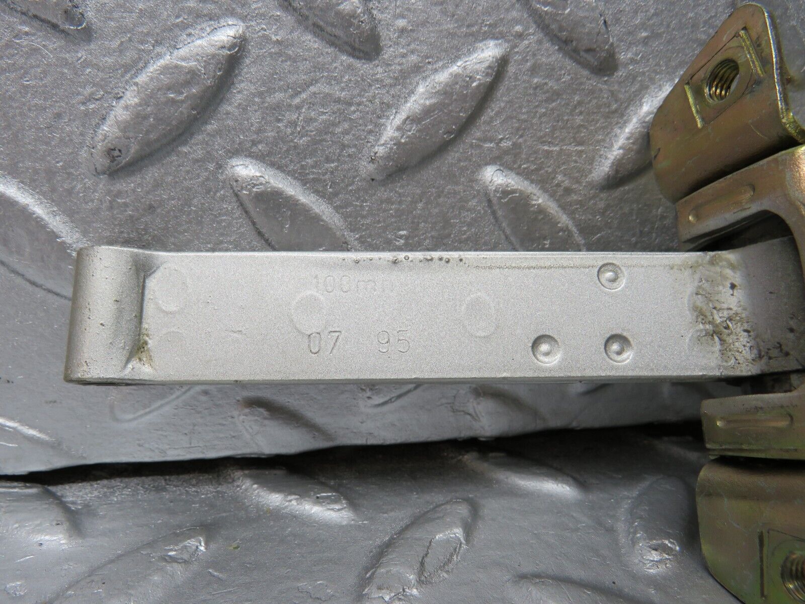 39469 Mercedes-Benz R129 320SL Coupe Door Safety Check Strap