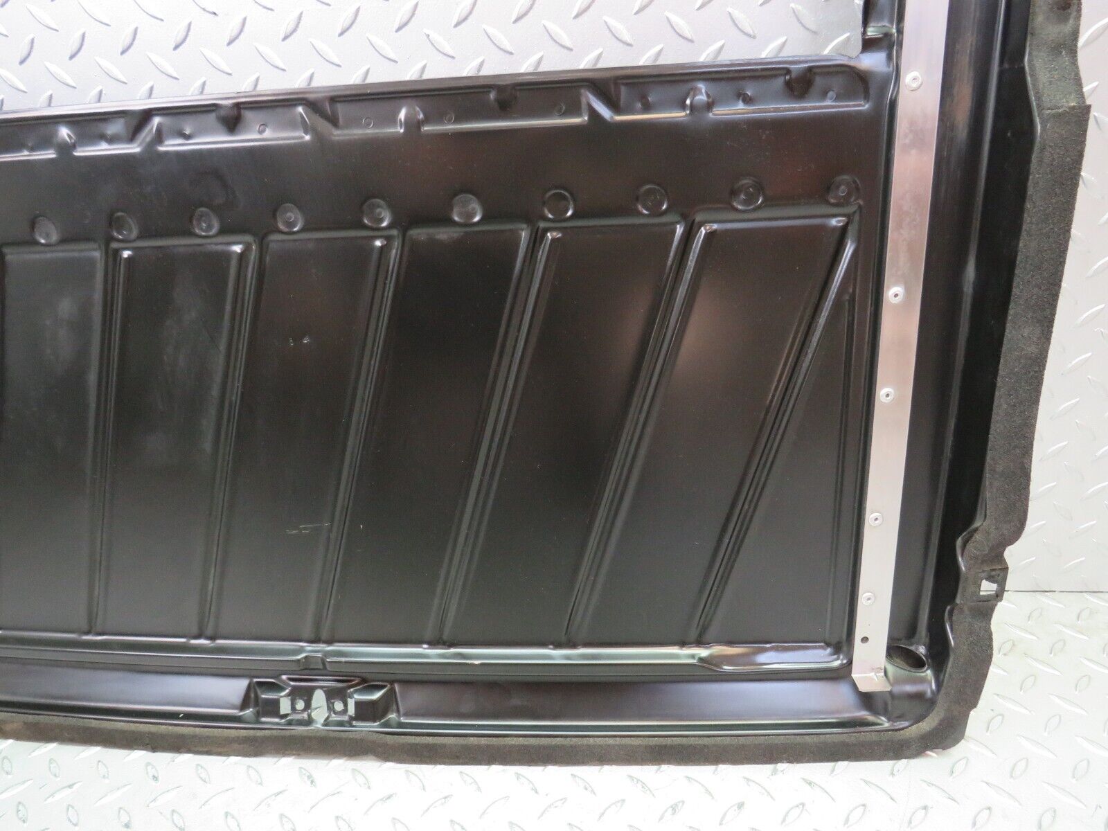 26622 Mercedes-Benz C124 220CE Coupe Power Sunroof Frame