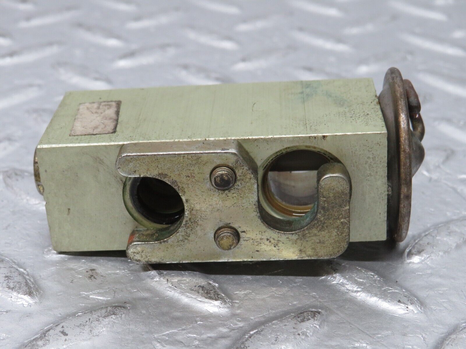 32782 Mercedes-Benz S124 300TE Wagon Air Condition Expansion Valve