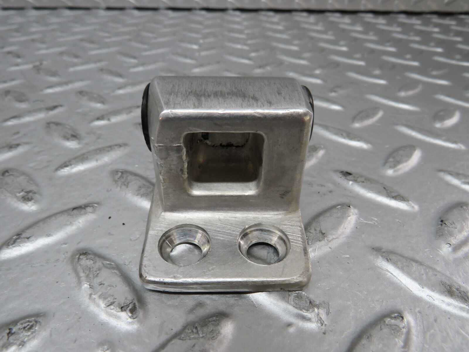 26217 Mercedes-Benz W116 450SE Door Lock Latch Right Side