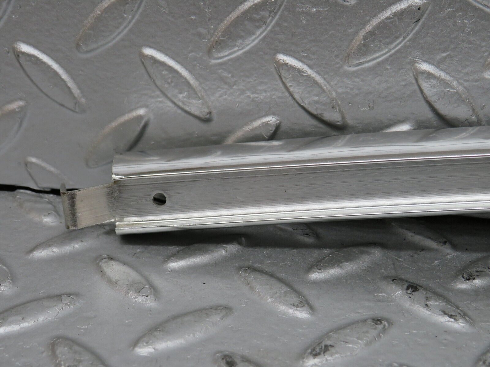 32085 Mercedes-Benz W123 230E Rear Right Chrome Window Channel