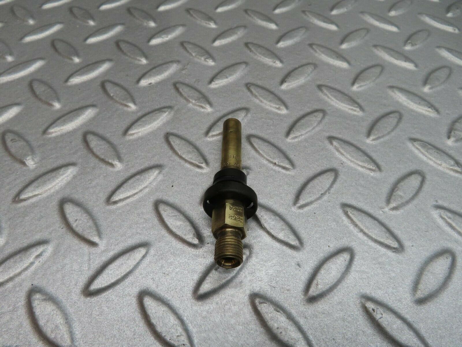 12172 Mercedes-Benz R129 300SL Coupe Fuel Injector 0437502054