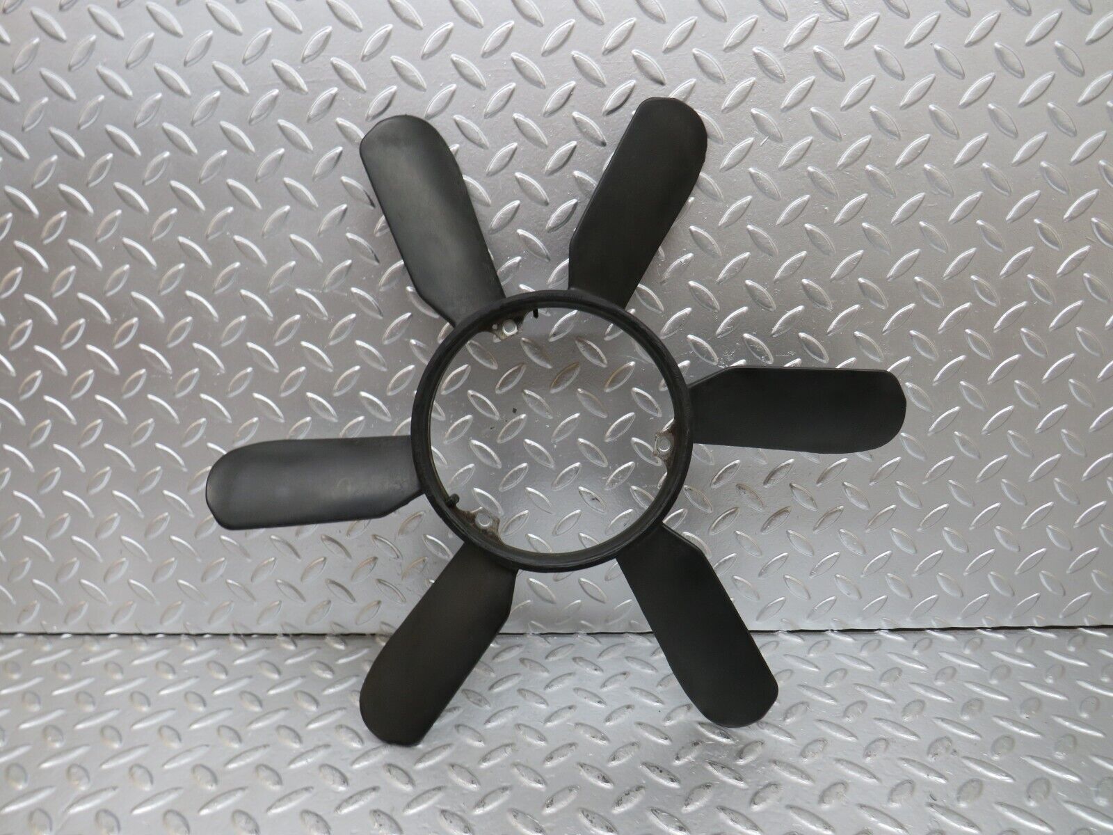 24846 Mercedes-Benz W140 S320 Engine Cooling Fan 1032000623