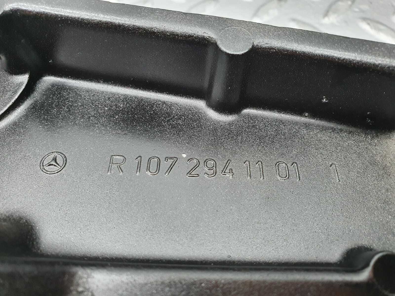 0110 Mercedes-Benz C107 350 SLC Brake Pedal Bracket 1072941101