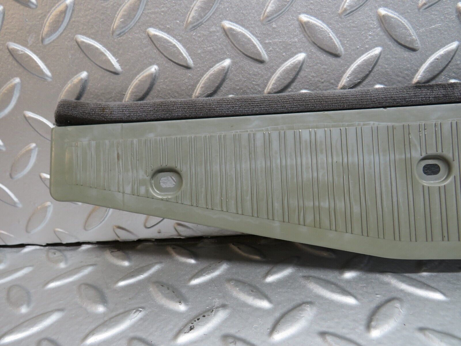 31283 Mercedes-Benz S124 220TE Wagon Tailgate Cover Panel Grey 1247470635