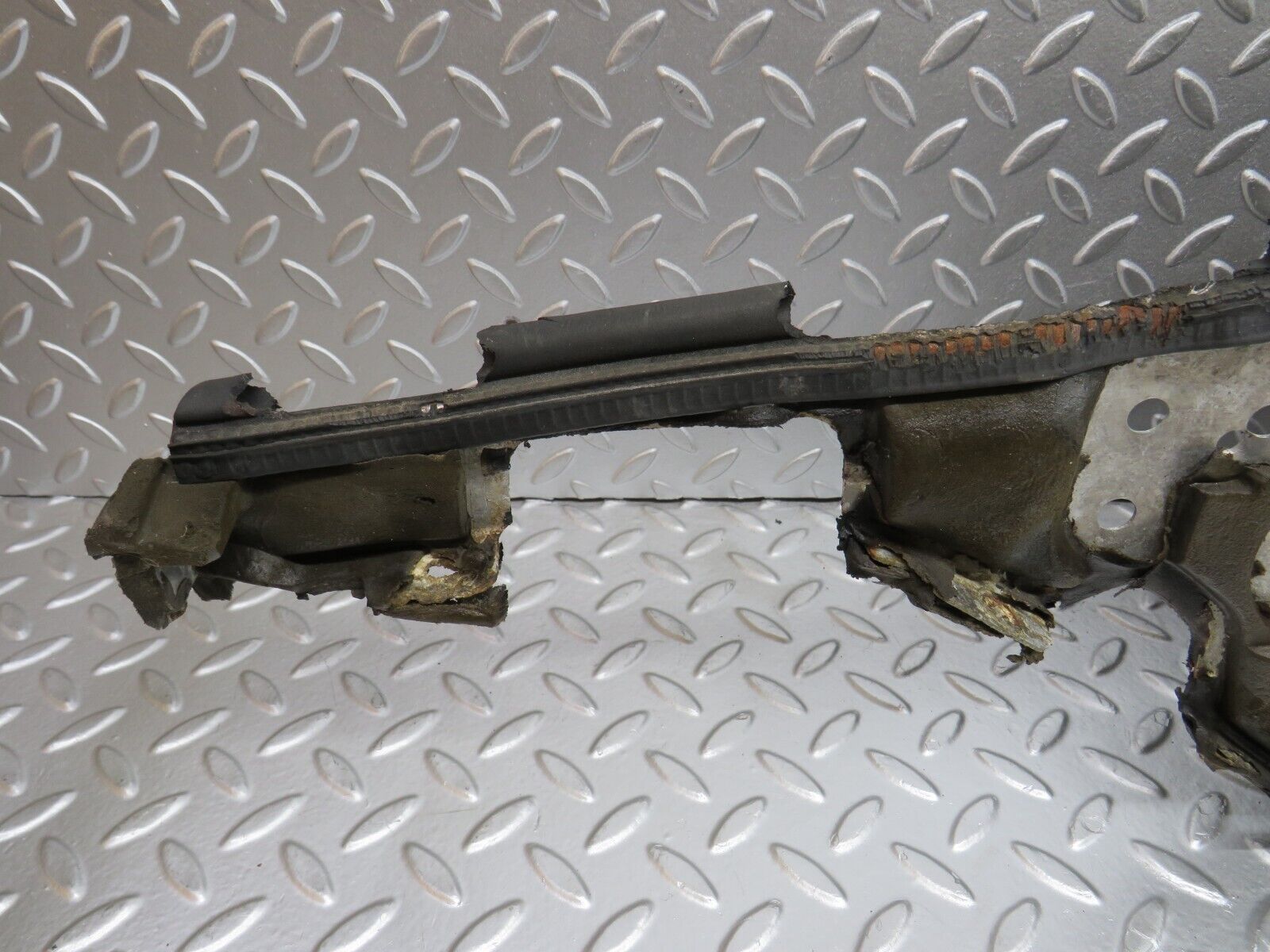 34387 Mercedes-Benz C126 380SEC Coupe Firewall