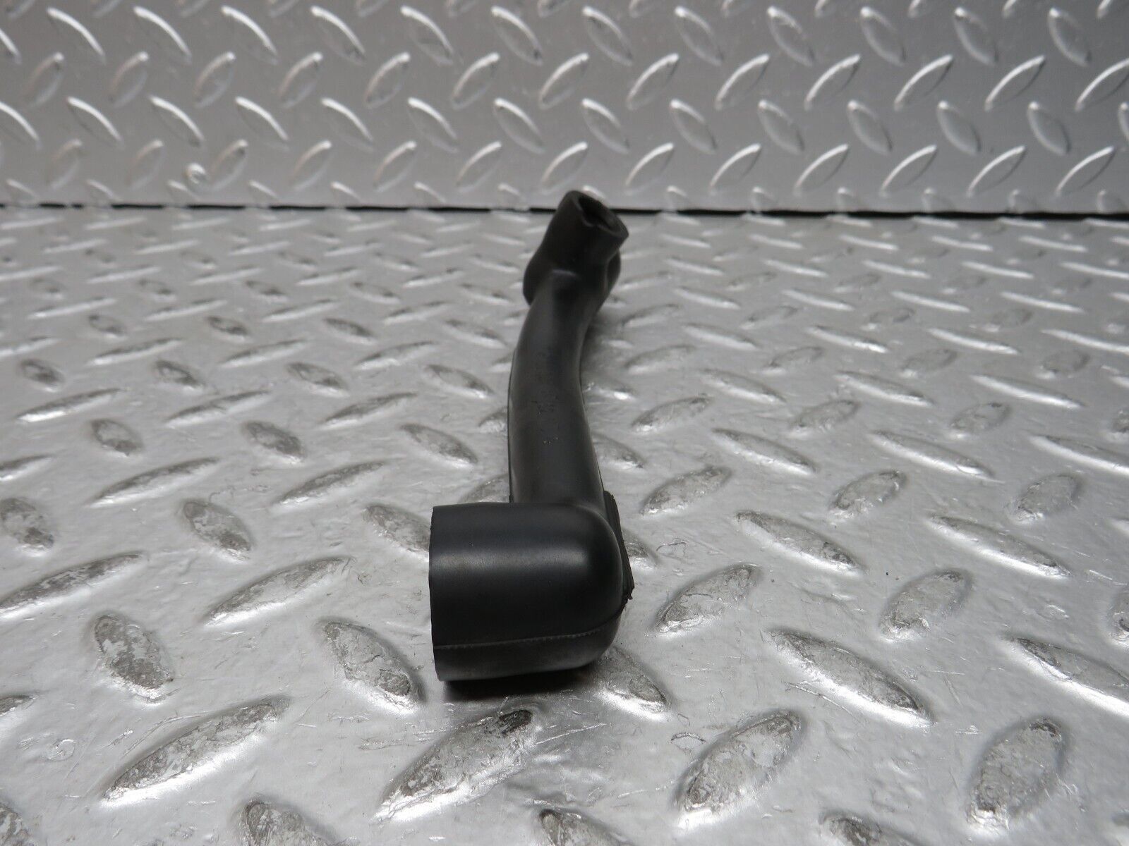 28845 Mercedes-Benz W123 230E Air Intake Pipe 1020945882