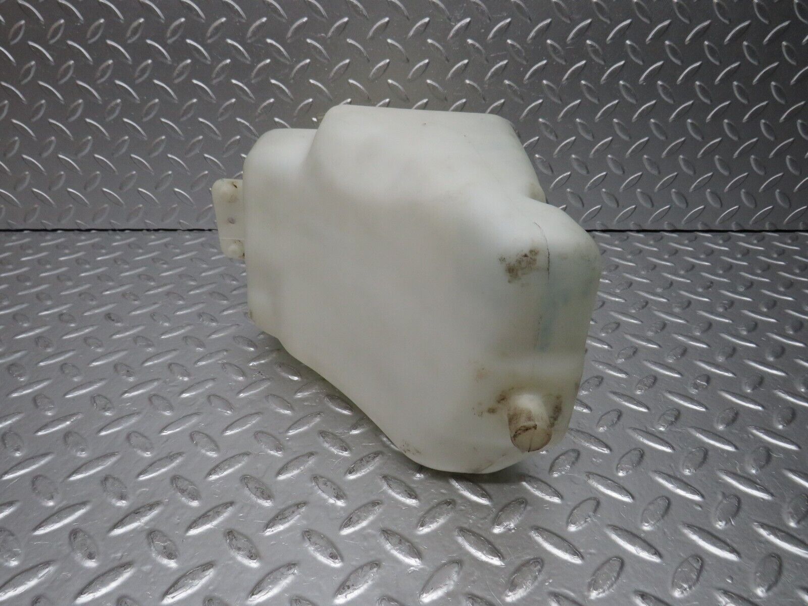 30434 Mercedes-Benz W124 230E Windscreen Washer Fluid Reservoir 1248691020