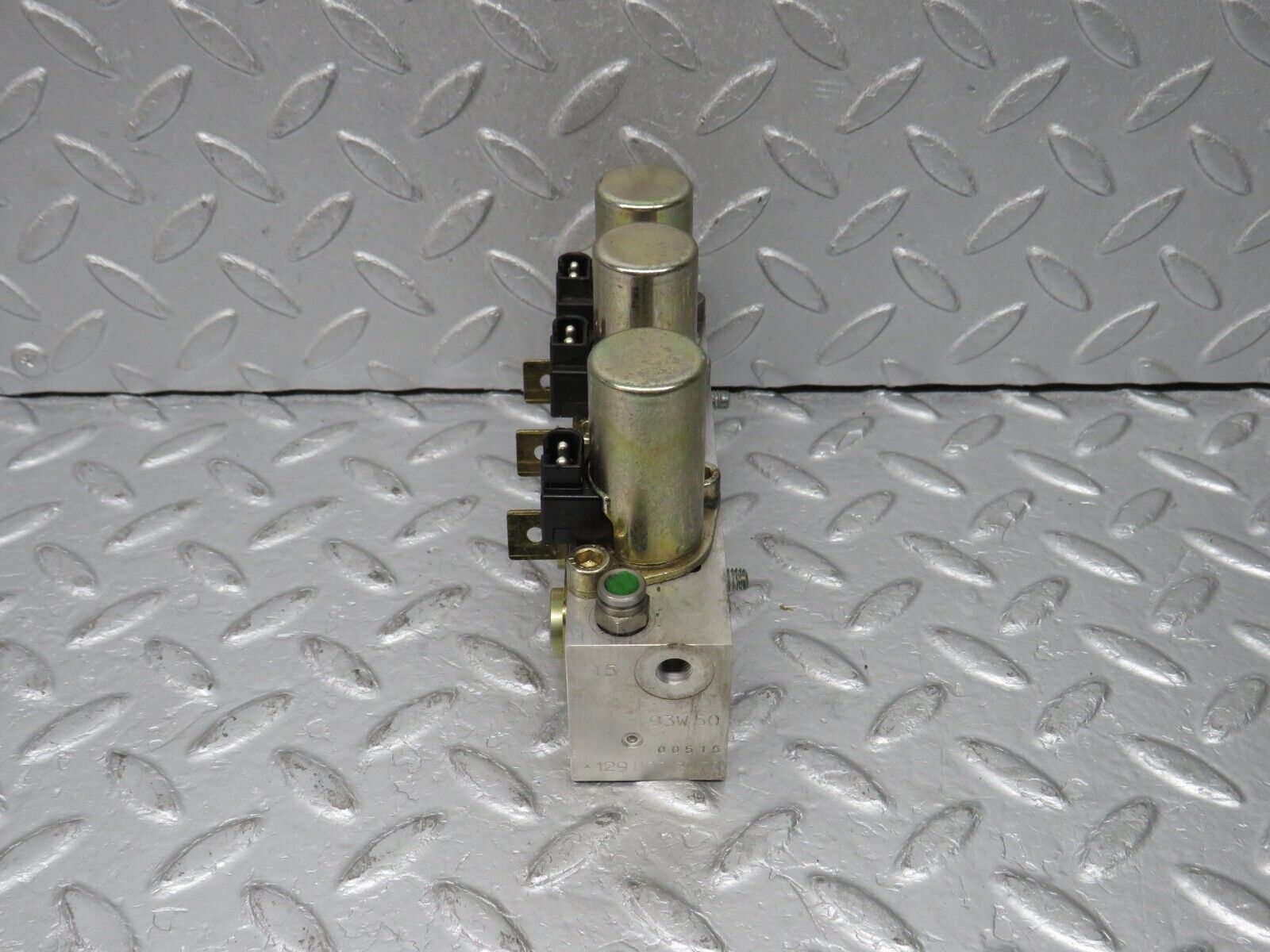 38383 Mercedes-Benz R129 280SL Coupe Roof Hydraulic Valve Right 1298002678