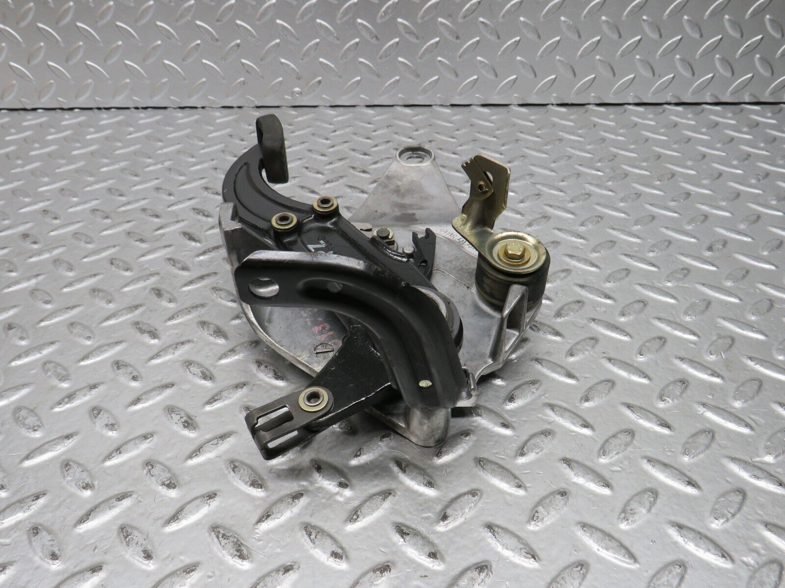 28972 Mercedes-Benz C124 320CE Coupe Parking Brake Pedal 1244270736 1244270801