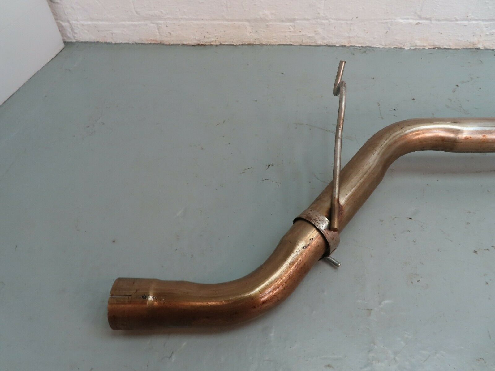 6692 Mercedes-Benz S124 E220 Wagon Middle Silencer