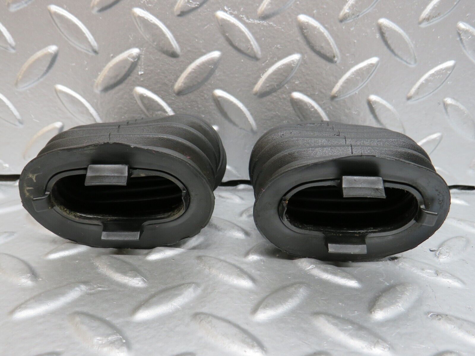 29465 Mercedes-Benz W124 230E Rear Door Wire Protector Rubber 1268210597