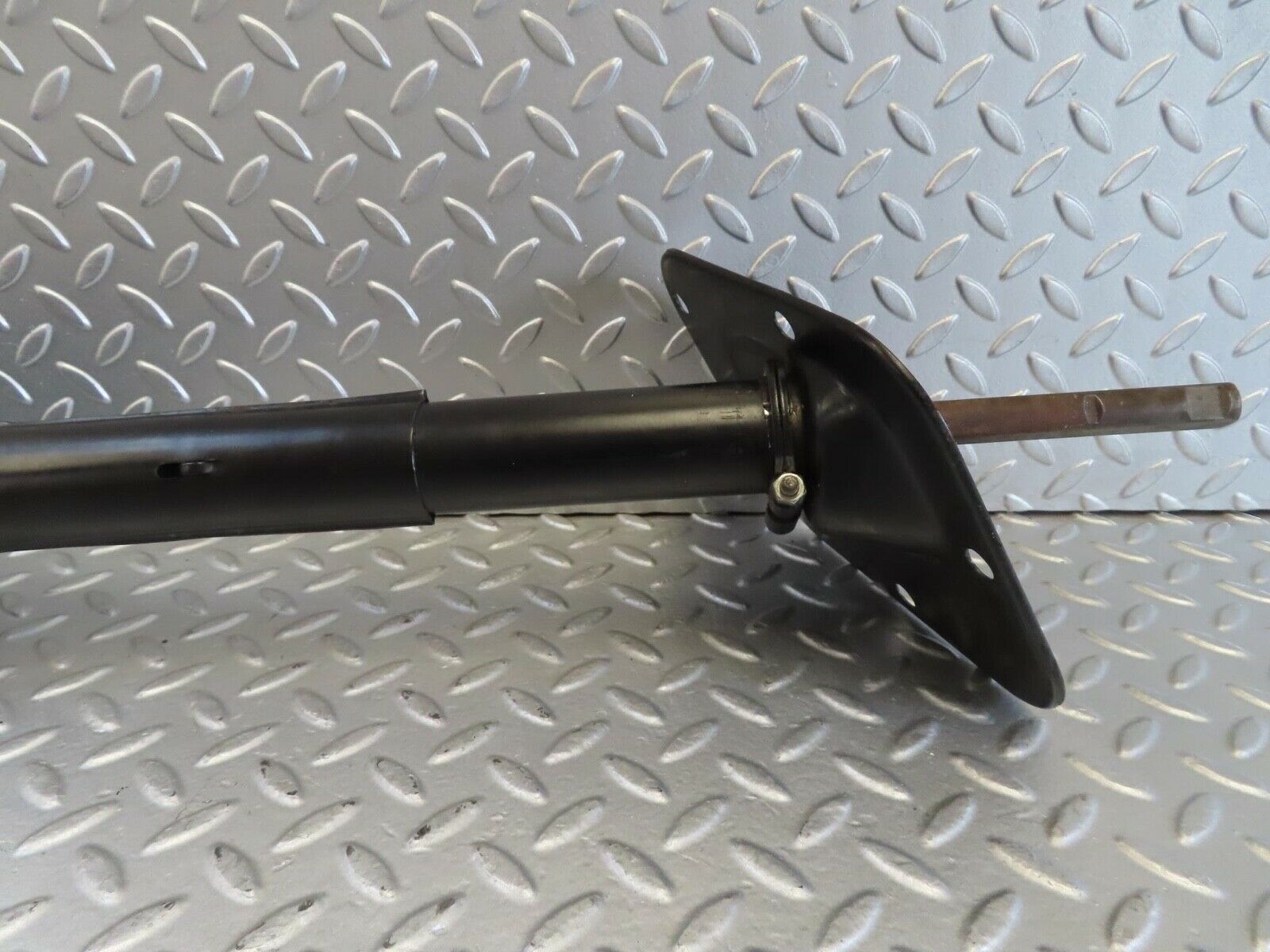 14252 Mercedes-Benz W116 350SE Steering Column