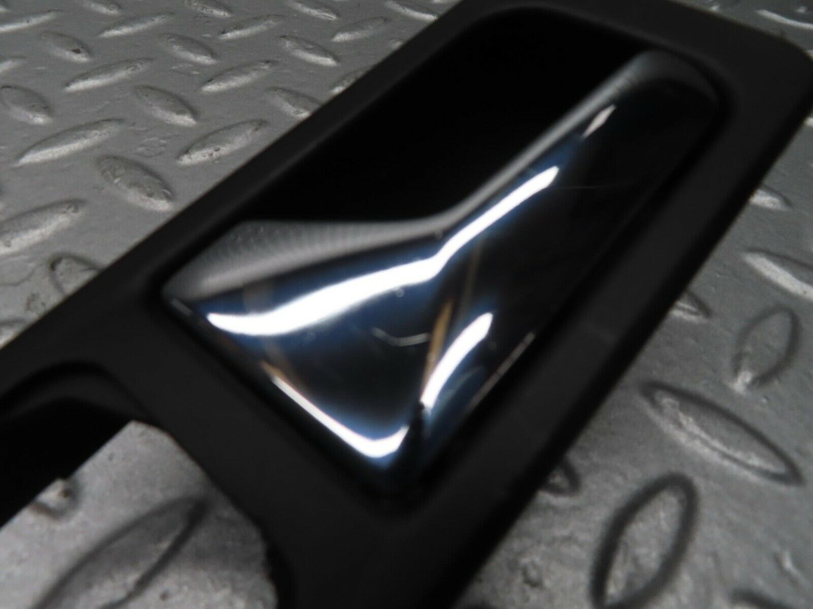 14585 Mercedes-Benz W201 190E Left Interior Door Handle 2017660164