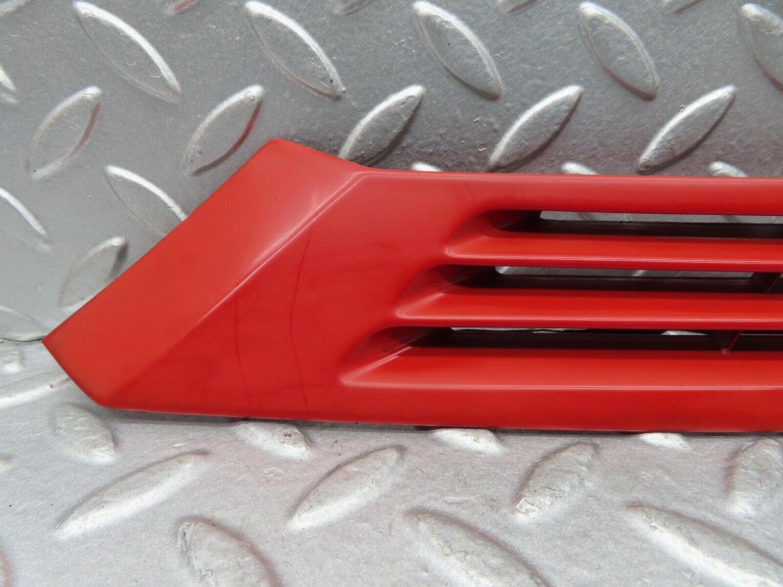 14596 Mercedes-Benz W201 190E C Pillar Exterior Cover Right Side 2016980289