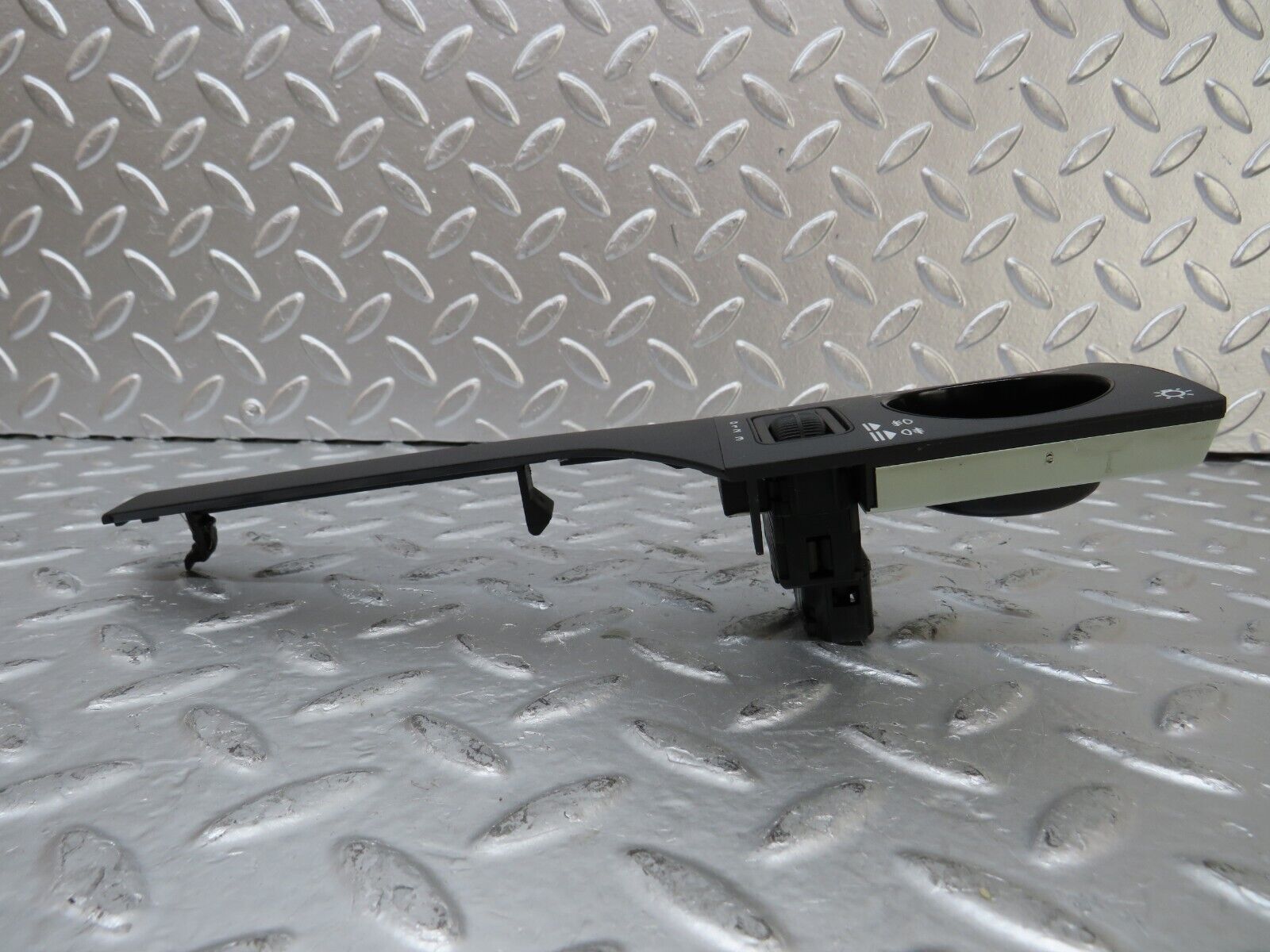 25833 Mercedes-Benz W124 280E Headlight Switch Cover Trim Surround 1248000673