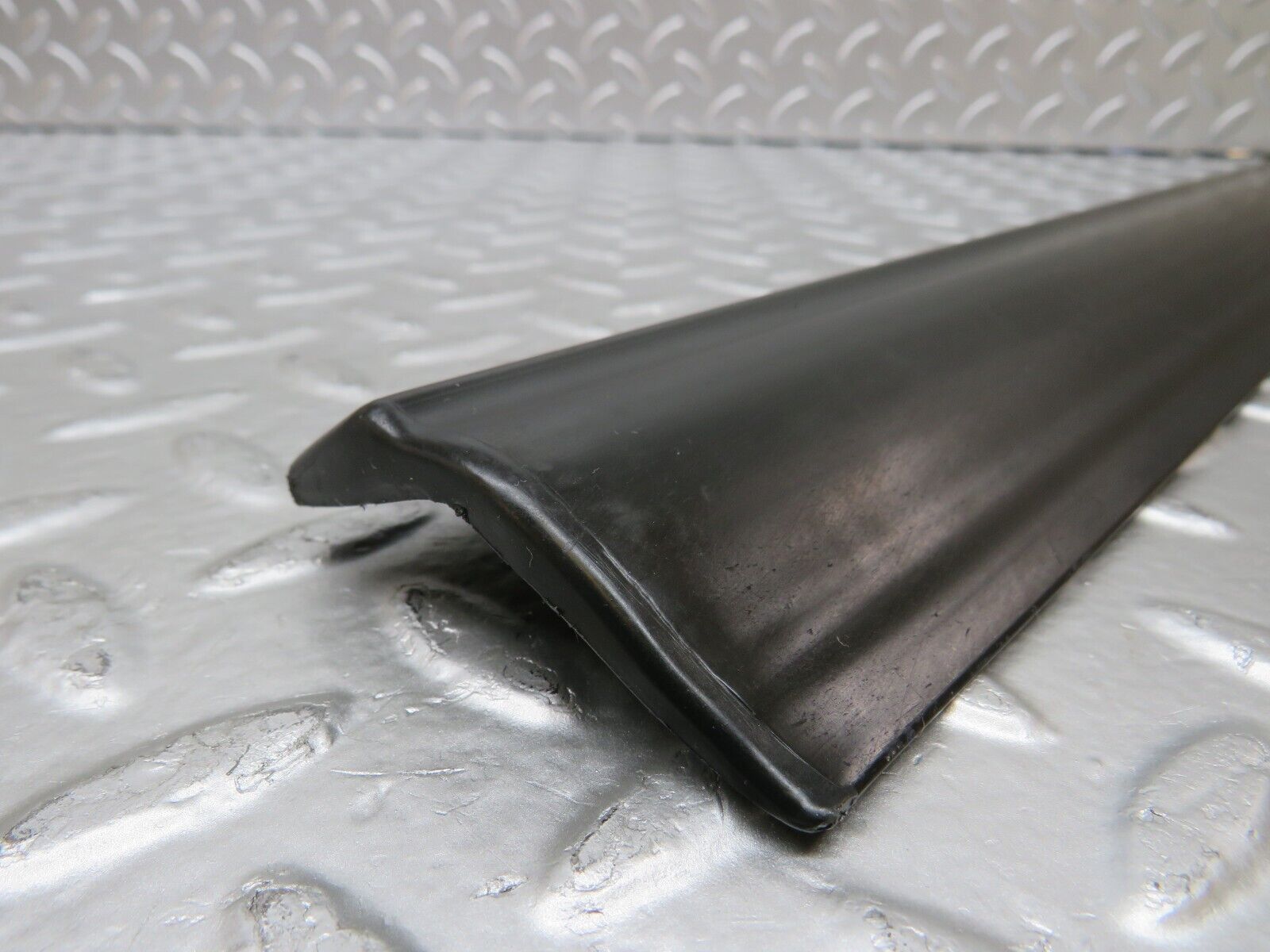 25596 Mercedes-Benz W123 200 Rear Right Door Lower Moulding Trim