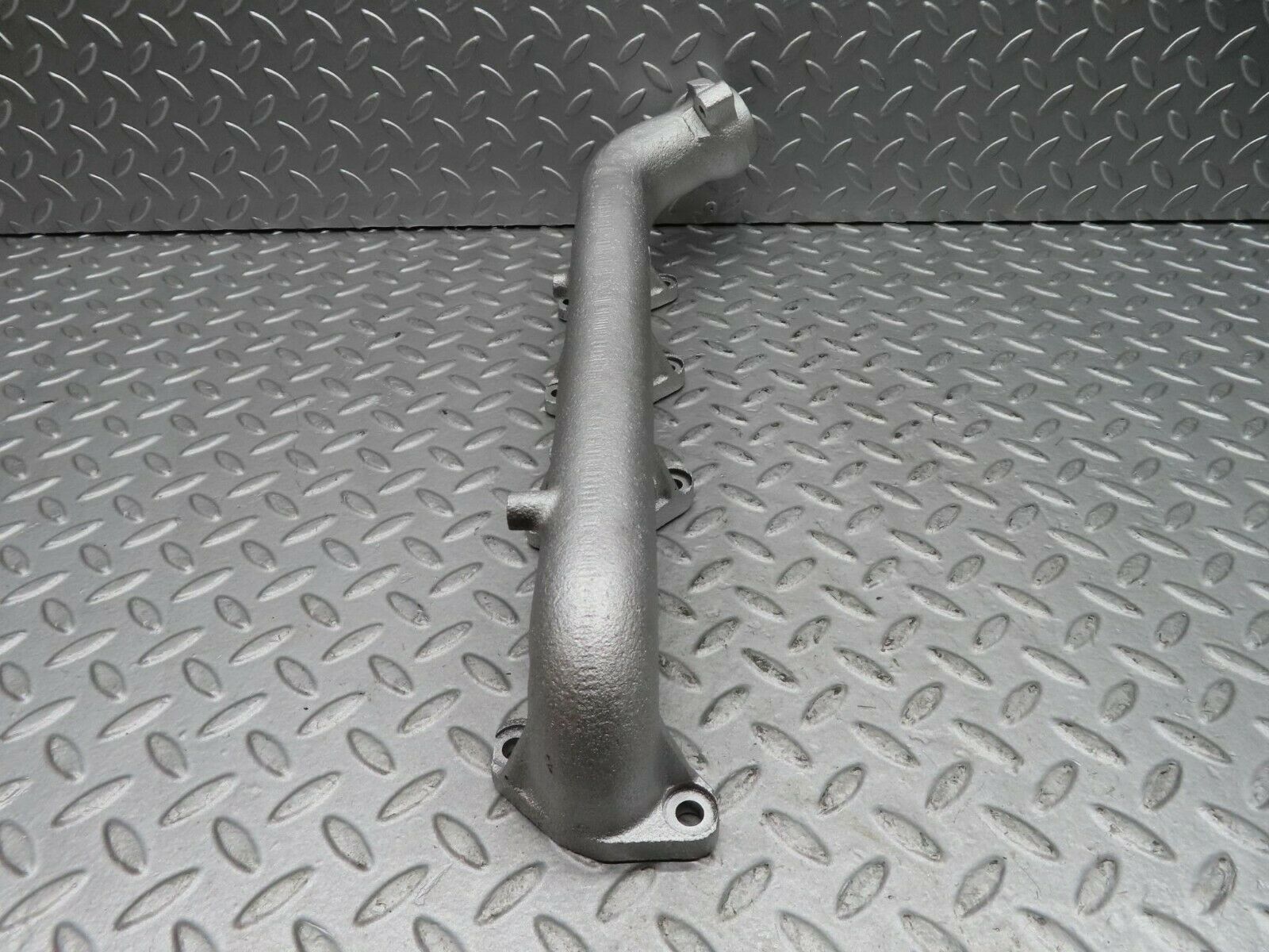 16676 Mercedes-Benz C107 380SLC Exhaust Manifold Left Side 1161423401