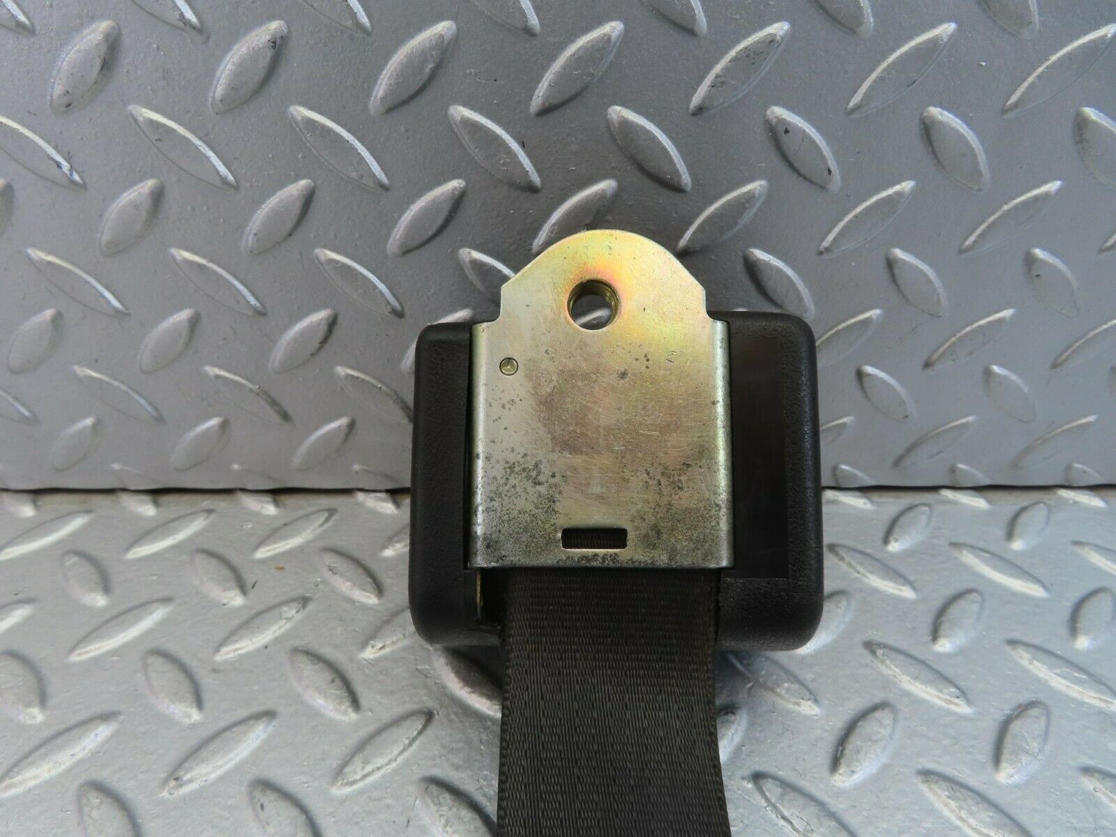 10874 Mercedes-Benz W123 230E Front Right Seat Belt With Buckle 1238604886