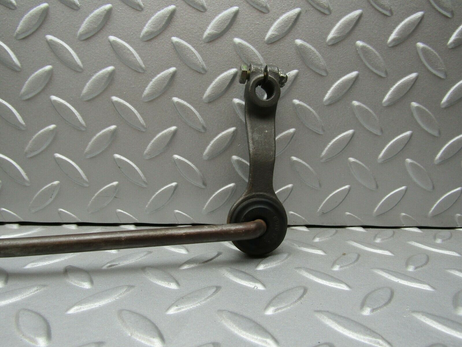 3295 Mercedes-Benz W115 220D Manual Gear Shift Linkage 1-2 0009920510