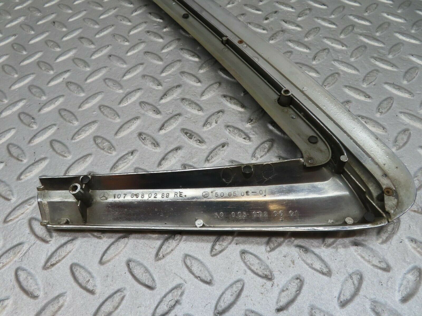 16588 Mercedes-Benz C107 380SLC Rear Right Quarter Window Chrome Frame