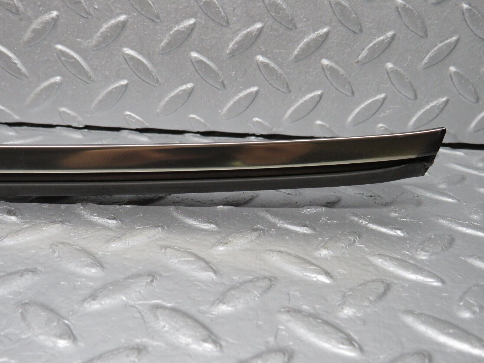 38521 Mercedes-Benz R129 280SL Coupe A Pillar Chrome Trim Cover Right