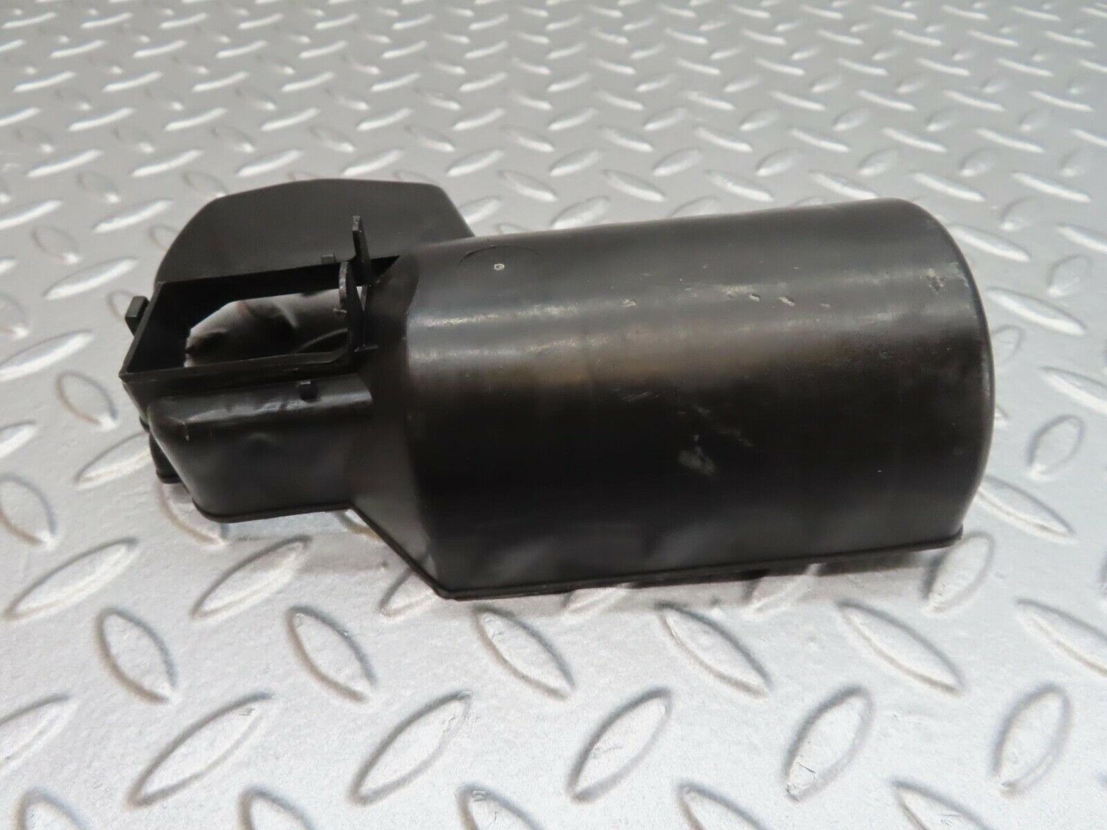 13938 Mercedes-Benz C107 280SLC Wiper Motor Cover 1390591012