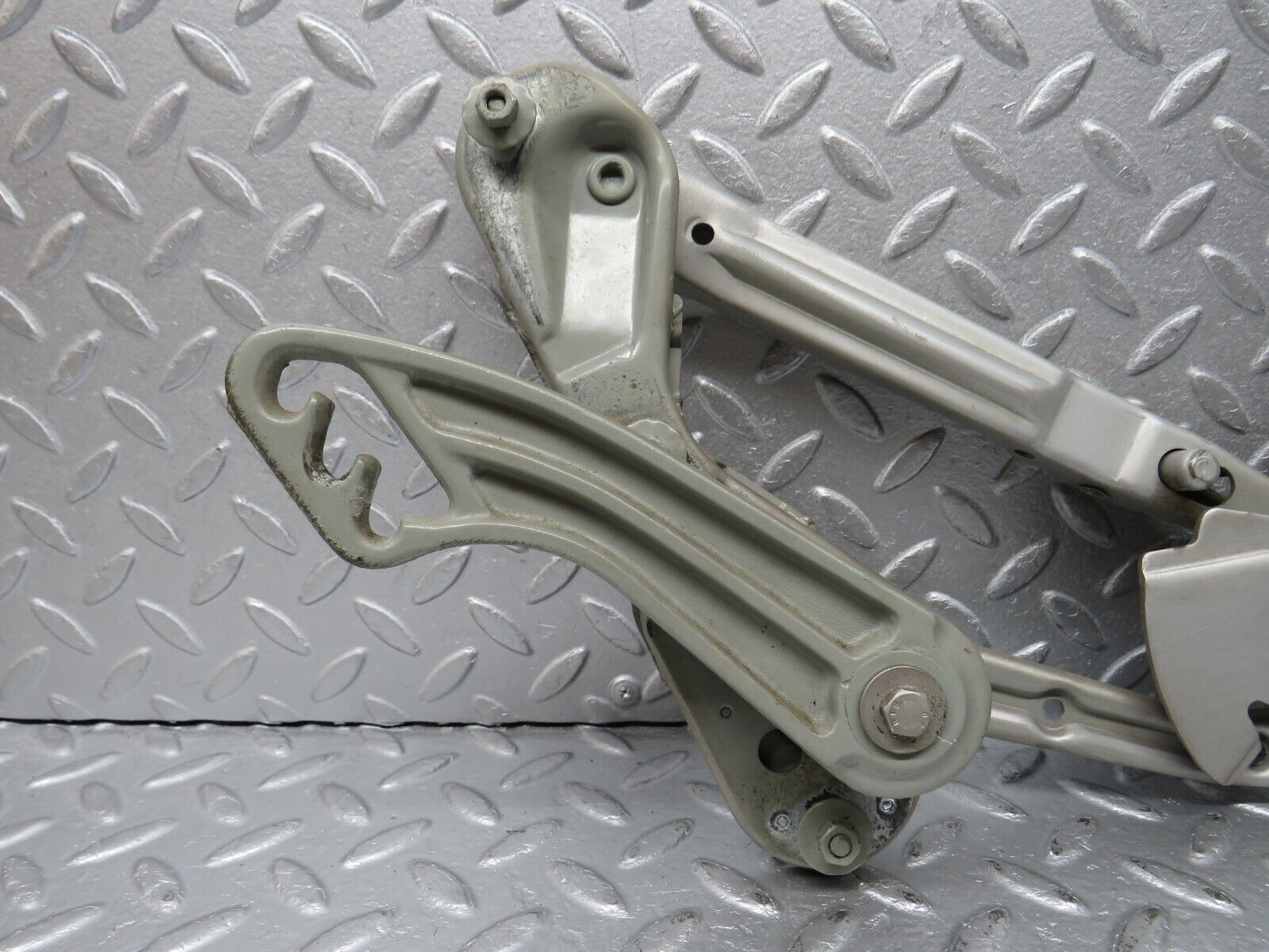 39451 Mercedes-Benz R129 320SL Coupe Bonnet Hinge Left Side 1298800128 1298870174