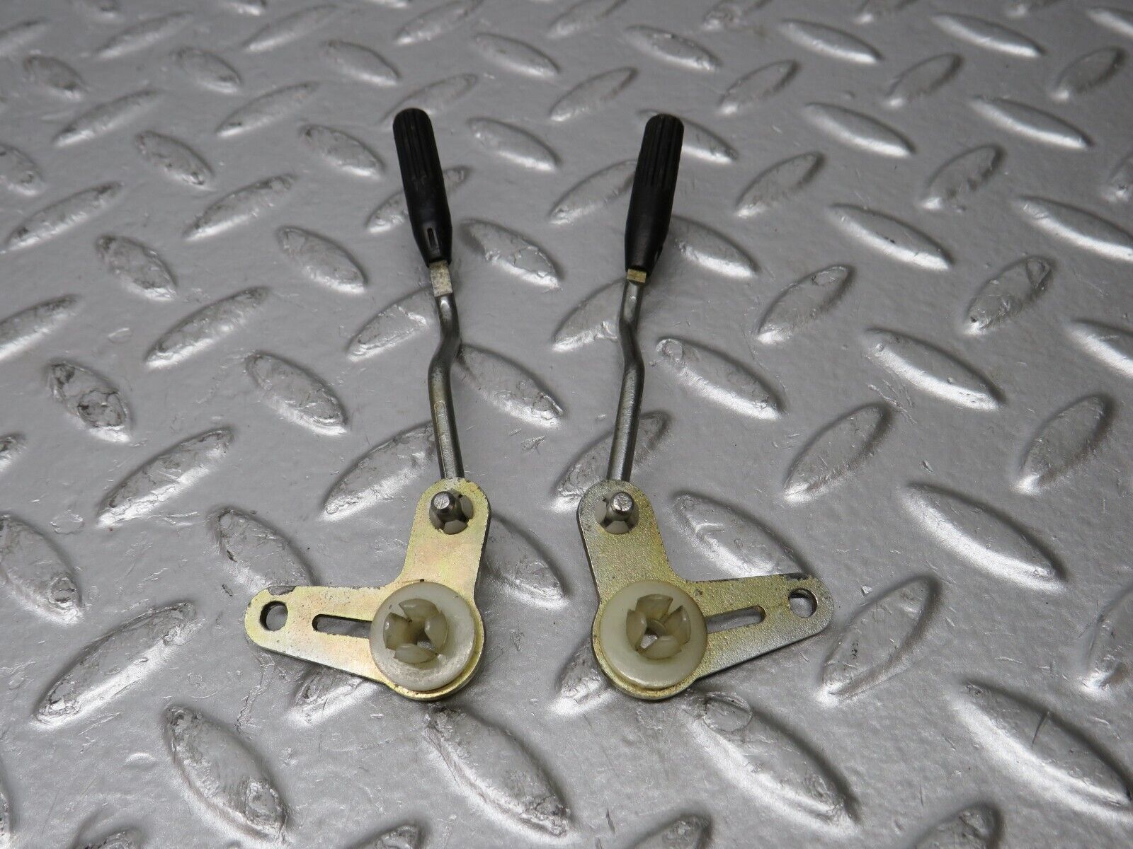 32198 Mercedes-Benz W123 230E Rear Door Lock Knob Pair