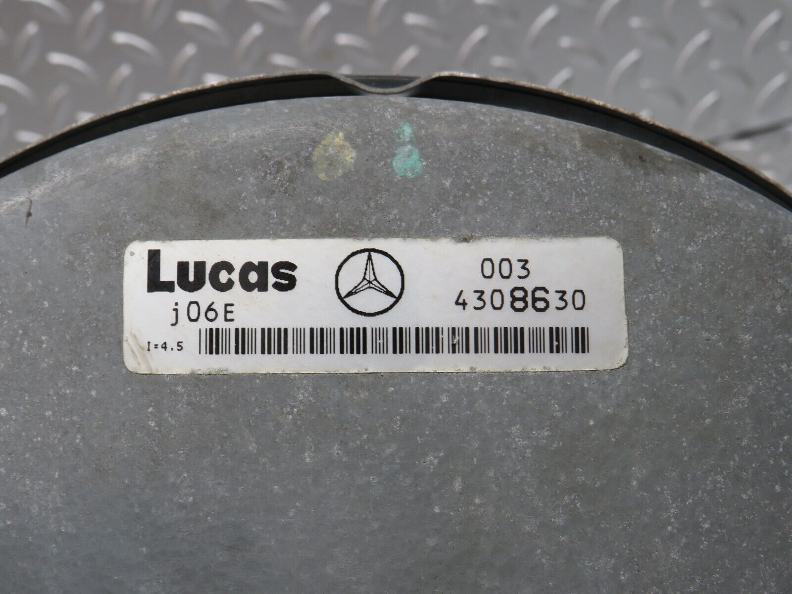 28951 Mercedes-Benz C124 320CE Coupe Brake Booster Lucas 0034308630
