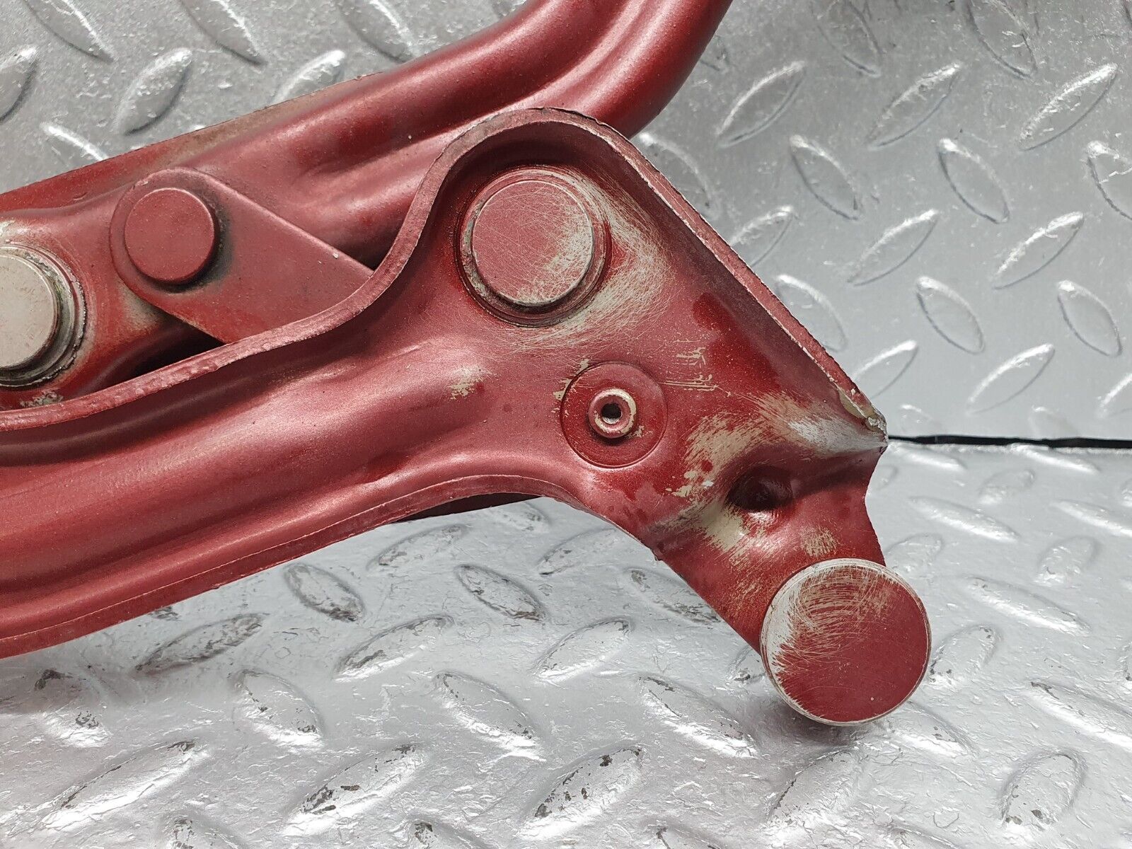 41005 Mercedes-Benz W126 300SE Bonnet Hinge Right Side