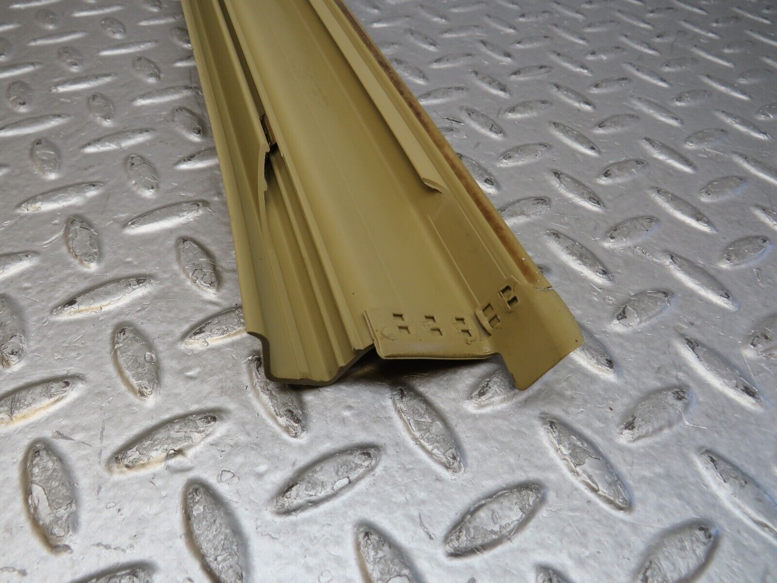 36494 Mercedes-Benz W201 190E 2.0L Front Right Door Sill Trim Beige