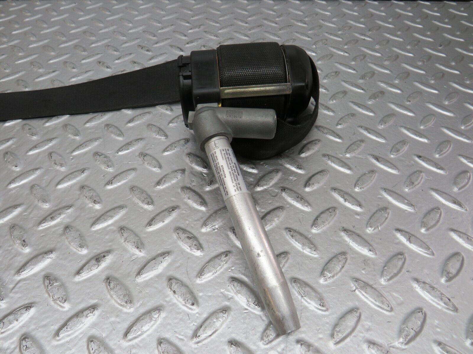 25984 Mercedes-Benz W124 280E Seat Belt Front Right 1248600686