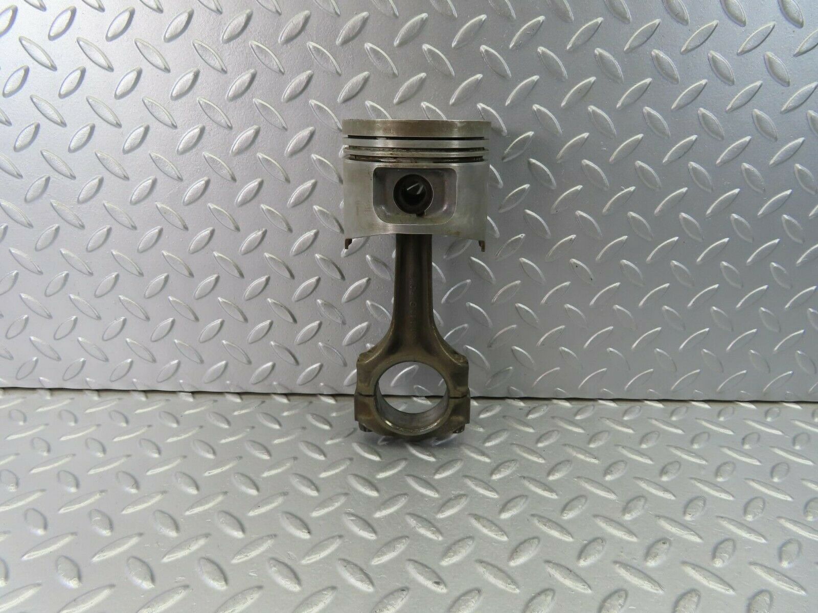 10136 Mercedes-Benz C123 230CE Coupe Piston With Connecting Rod 95.475 mm