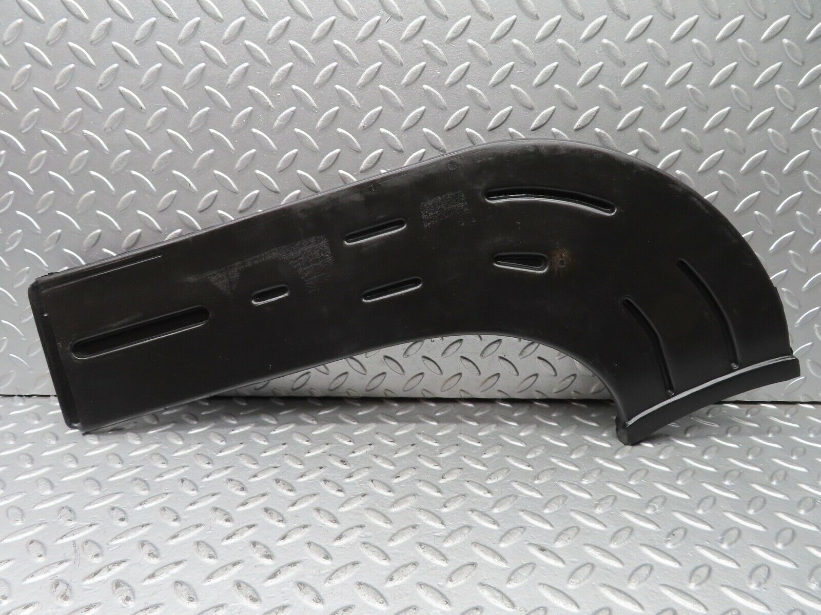 21504 Mercedes-Benz W126 300SE Air Duct Heater Ventilation Right 1268314846