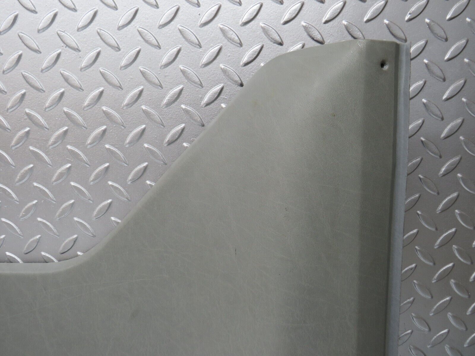 31278 Mercedes-Benz S124 220TE Headlining Roof Panel Rear Grey 1246902325