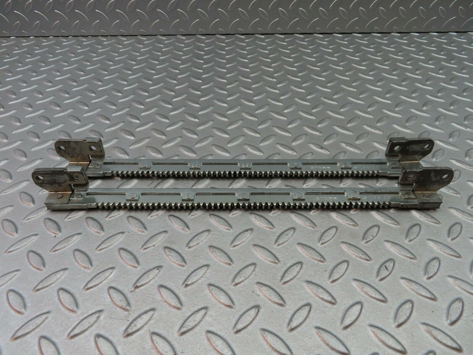 6234 Mercedes-Benz W126 380SE Electric Seat Rail Pair 1269100184