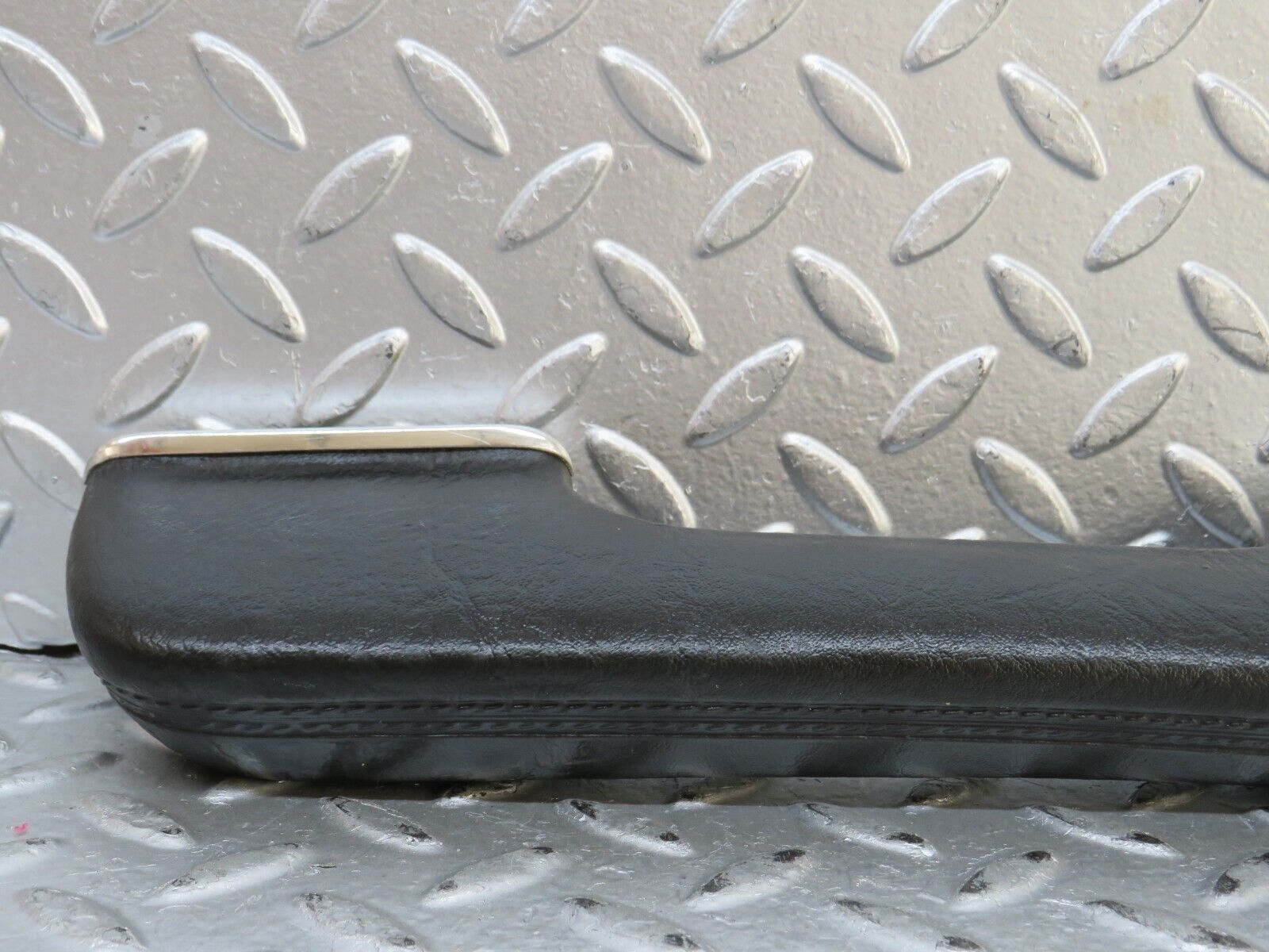 28263 Mercedes-Benz S123 240D Wagon Interior Door Handle Left Black 1239701901