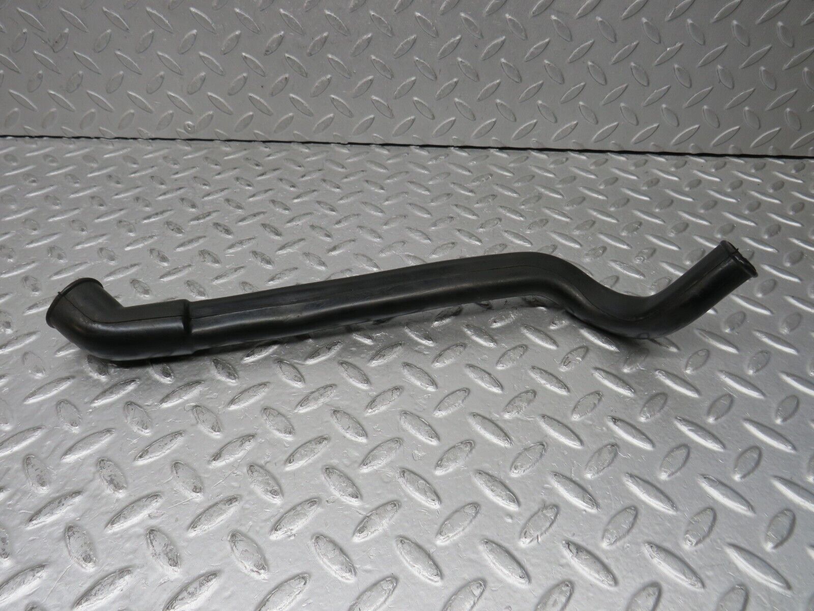 38003 Mercedes-Benz A124 320E Cabriolet Water Drain Hose Left 1246280194