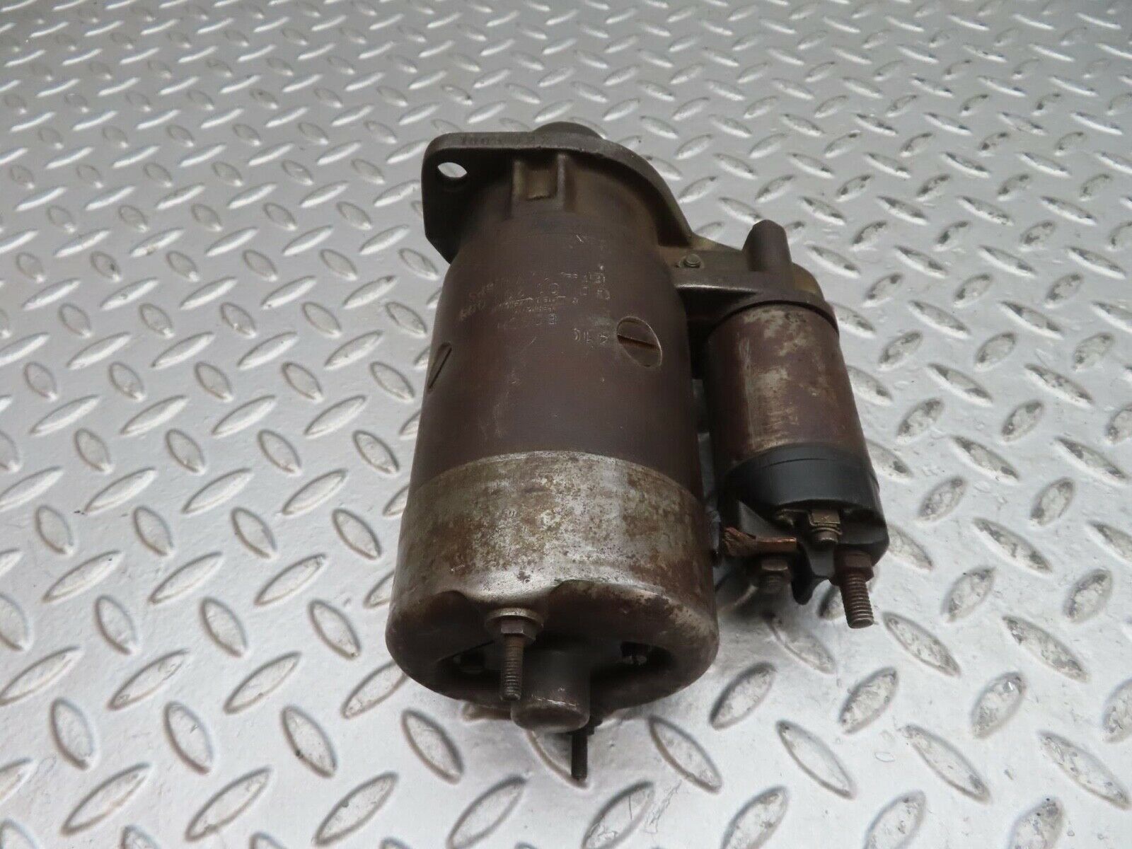 15809 Mercedes-Benz W115 Starter Motor Bosch 0001208009