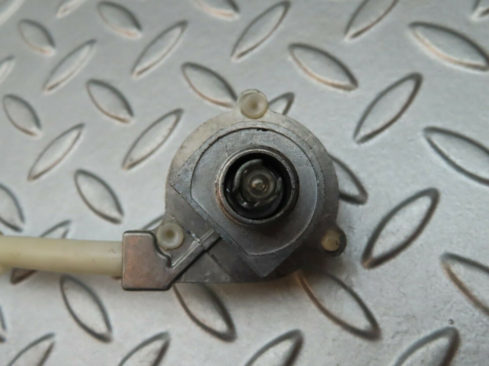 4046 Mercedes-Benz S123 200T Wagon Heater Control Unit