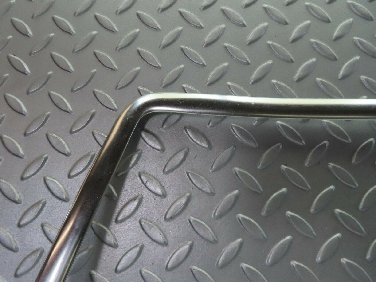 9851 Mercedes-Benz C123 280CE Coupe Front Windscreen Chrome Frame