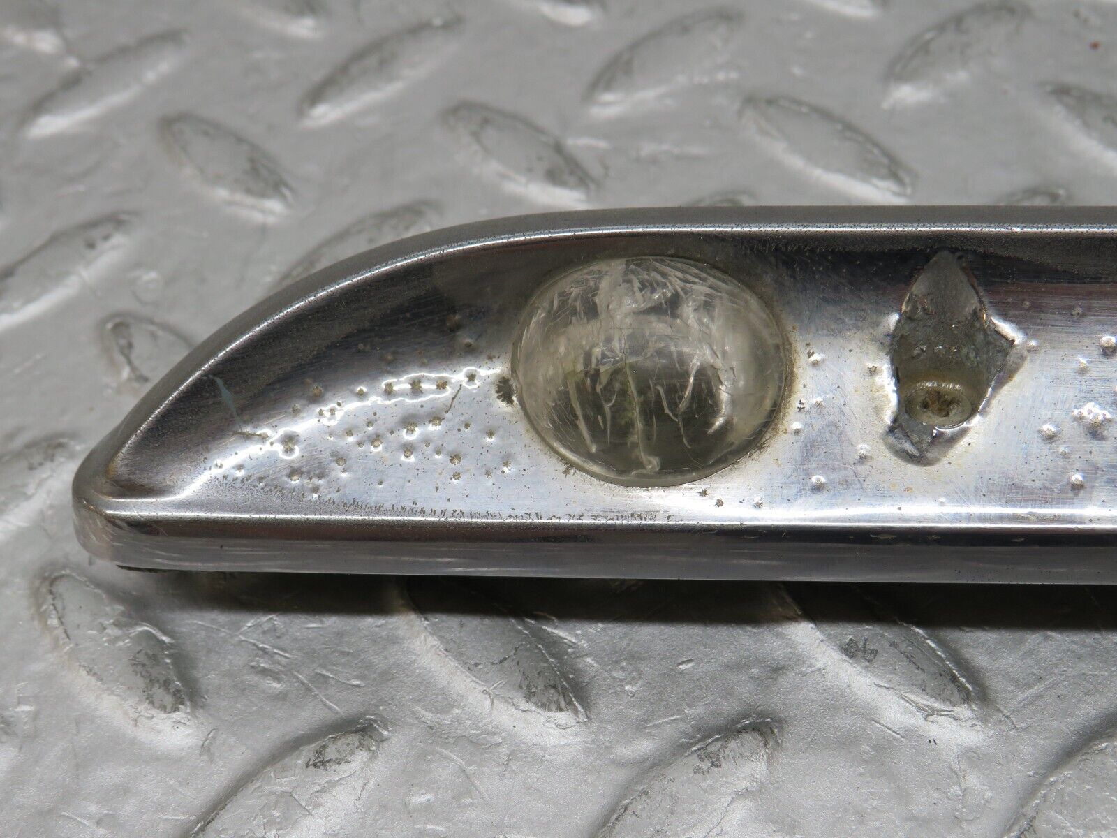 35829 Mercedes-Benz W108 number Plate Light Trunk Lid Chrome