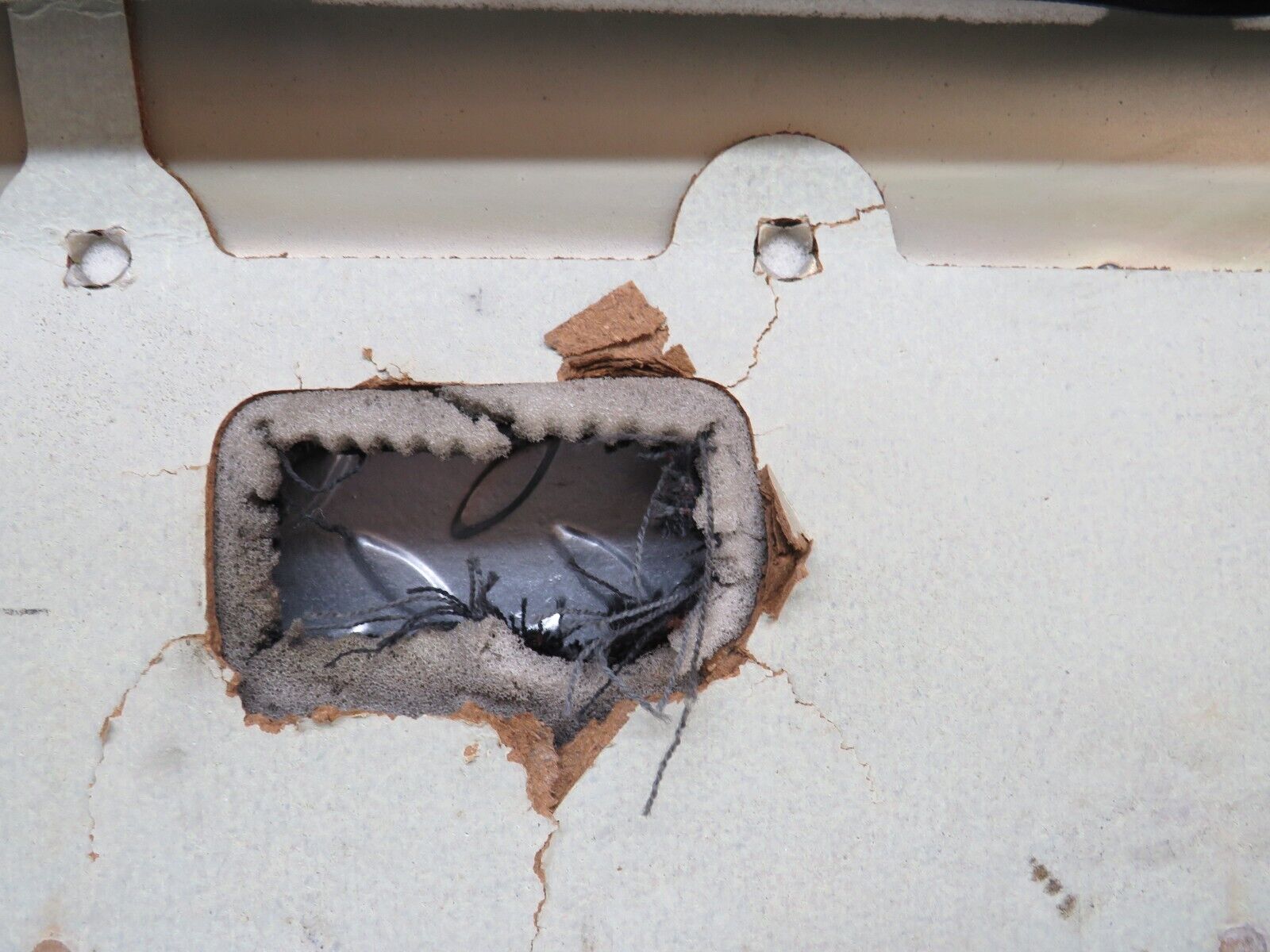 28204 Mercedes-Benz S123 240D Wagon Front Right Door Card Black