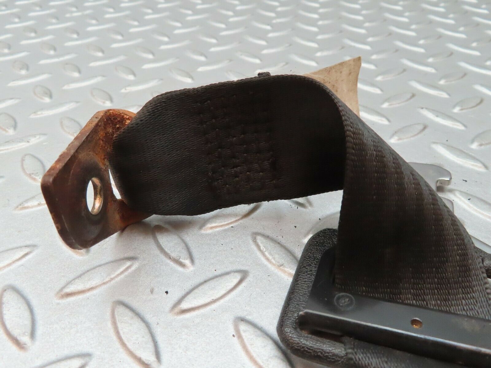 4246 Mercedes-Benz V123 240D LWB Rear Left Seat Belt 1238605585