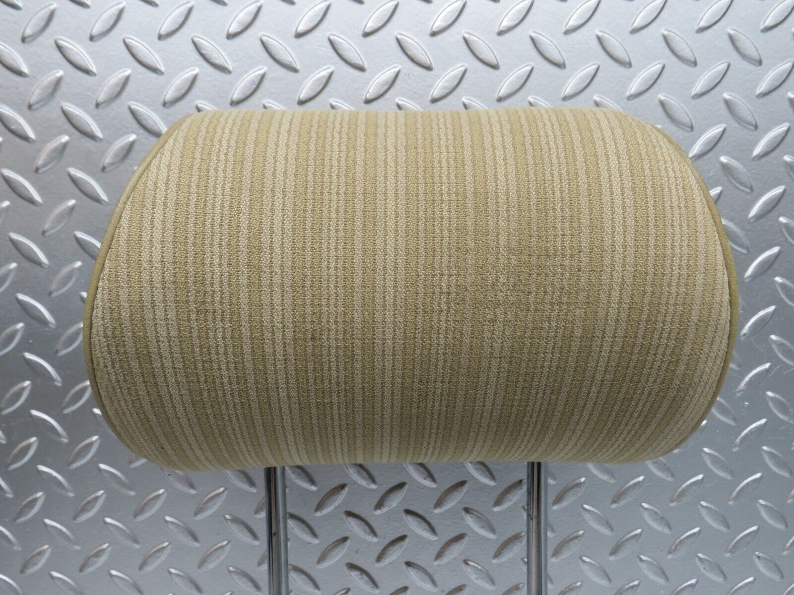 29384 Mercedes-Benz W124 230E Front Right Seat Headrest