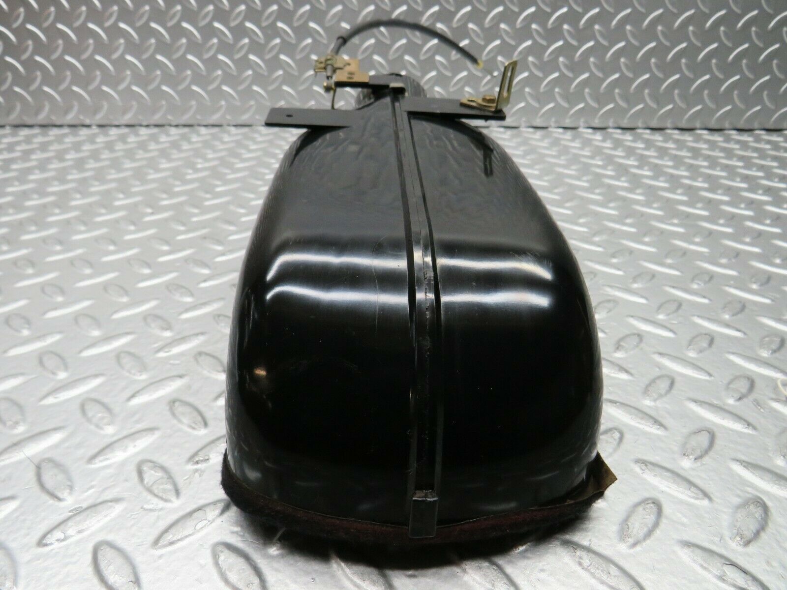 22684 Mercedes-Benz C107 450SLC Coupe Heater Air Duct